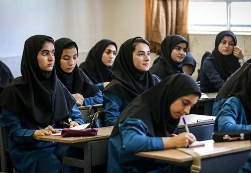 ۲ هزار دانش‌آموز تهرانی در دو هفته اخیر کرونا گرفتند / طرح محدودیت هوشمند این استان از هفته آینده آغاز می‌شود 