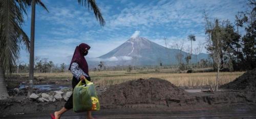  آخرین آمار قربانیان آتشفشان اندونزی