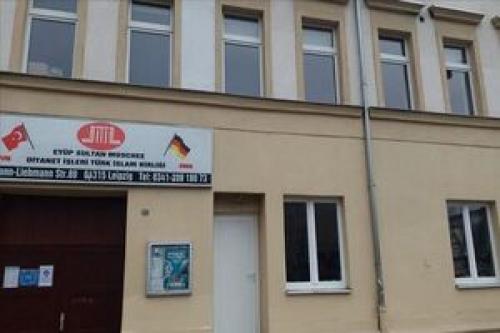 بازداشت ۱۱ نفر در ارتباط با حمله به مسجدی در آلمان