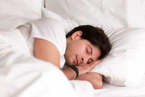 خوابیدن بلافاصله بعد از غذا چه خطراتی دارد؟