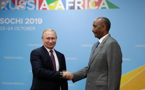 رویکرد دیپلماسی جدید روسیه در ساحل آفریقا/ رقابت تنگاتنگ مسکو با واشنگتن و پاریس در قاره سیاه +تصاویر
