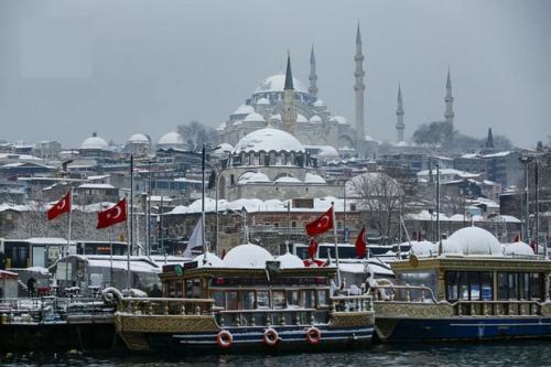 برف سنگین در یونان و ترکیه 