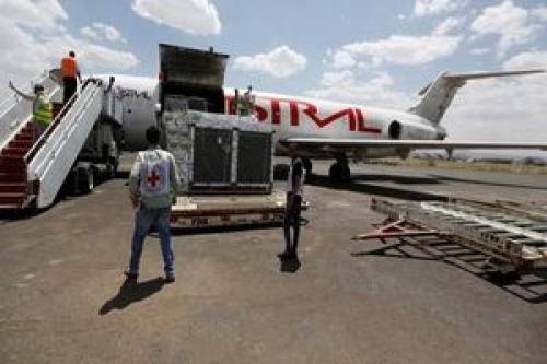  حمله ائتلاف سعودی به فرودگاه صنعا