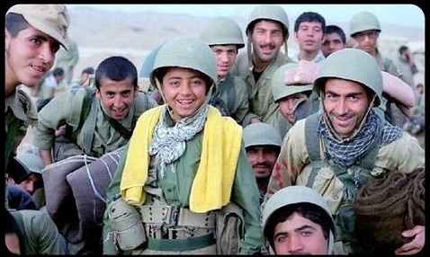  پاسخ زیبای کودک اسیر ایرانی به سرباز عراقی