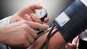  علایم کاهش فشار خون وضعیتی چیست؟