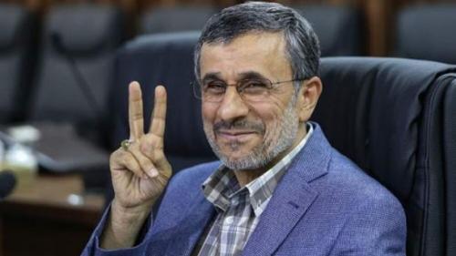 آینده سیاسی احمدی‌نژاد چه خواهد شد؟/ او از یک شهروند عادی شدن هراس دارد 
