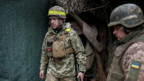 نیروهای اوکراینی منطقه دونباس ترک می کنند