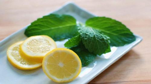 خواص درمانی و تاثیر لیمو ترش و نعناع تازه 