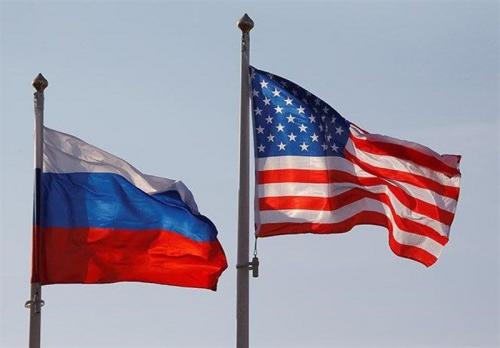 آمریکا دو بانک روسیه و دختران پوتین را تحریم کرد 