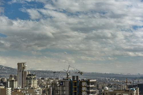  هوای تهران خنک‌تر می‌شود