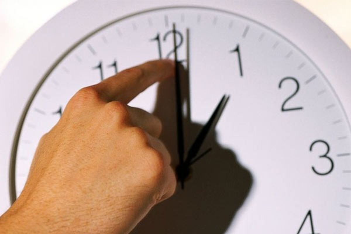  ساعت رسمی کشور از آغاز سال ۱۴۰۲ تغییر نمی‌کند