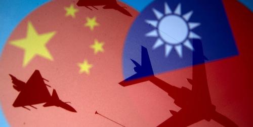  رزمایش نظامی چین در واکنش به سفر آمریکایی به تایوان 