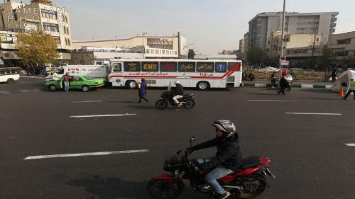  آلودگی هوا، اورژانس را به خیابان‌های تهران کشاند