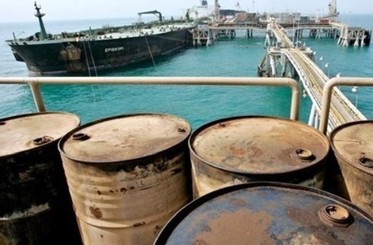  کشف ۴۰۰ هزار لیتر سوخت قاچاق در آب‌های هرمزگان
