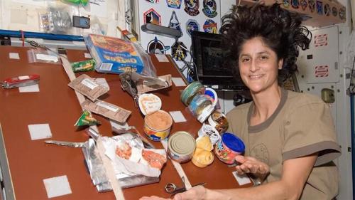  منوی غذای ایستگاه فضایی بین‌المللی چگونه است؟
