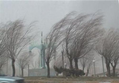  وزش باد شدید و خیزش گرد و خاک در تهران