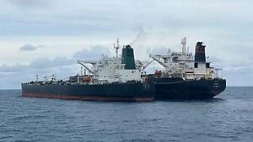 دو نفتکش ایرانی در سواحل سوریه پهلو گرفتند