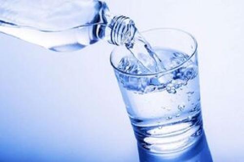 کمبود آب چه اثراتی در بدن دارد؟