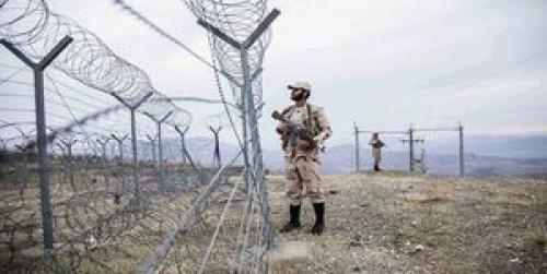  طالبان شایعه درگیری مرزی را تکذیب کرد