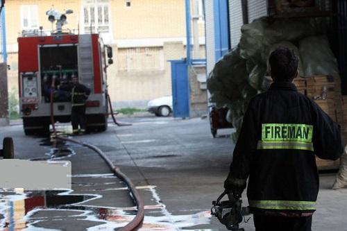  مهار آتش‌سوزی کارخانه پتروشیمی در گلپایگان