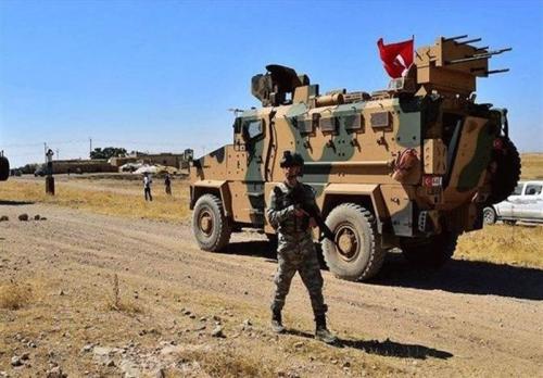  فیلم/ حمله راکتی به پایگاه نظامی ترکیه
