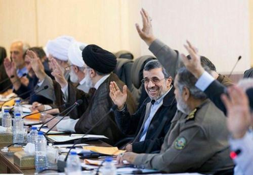  حذف احمدی نژاد کلید خورد؟/ تغییر در ترکیب مجمع تشخیص
