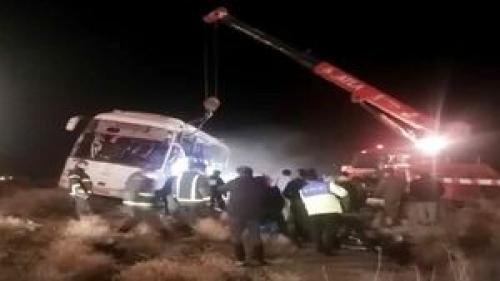 کشته و مصدوم در واژگونی اتوبوس در زنجان