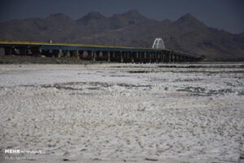 ۹۵ درصد آب دریاچه ارومیه خشک شد