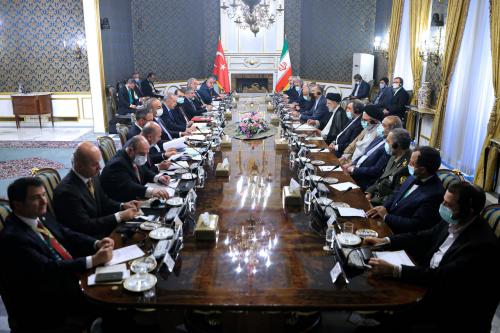 مذاکرات برای تمدید قرارداد صادرات گاز ایران به ترکیه برای ۲۵ سال آینده 