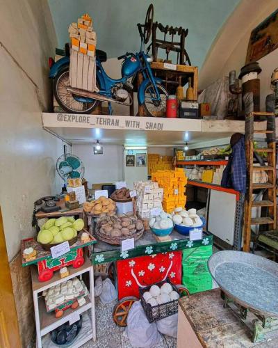 عکس/ مغازه صابون‌فروشی ۶۰ ساله در خیابان مولوی