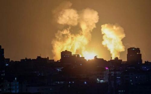غزه زیر بمباران جنگنده‌های اسرائیلی/  حمله سایبری به ارتش اسرائیل +فیلم