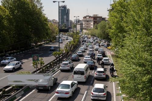  ترافیک پرحجم در نواب و همت/ رانندگان و عابران در ایام محرم بیشتر احتیاط کنند