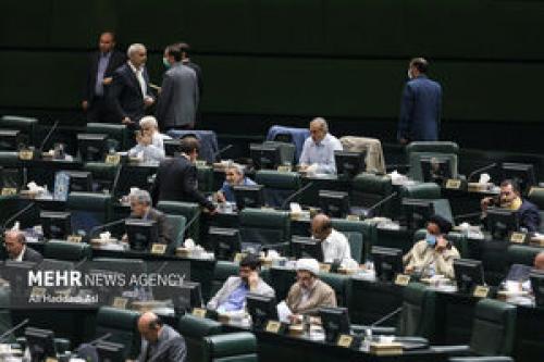 نمایندگان از پاسخ‌های وزیر بهداشت قانع شدند