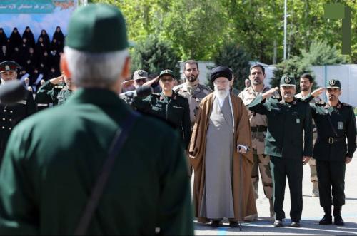 قدردانی فرمانده معظم کل قوا از بسیجیان مدافع امنیت تهران
