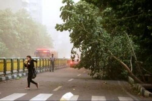 صدور هشدار زرد درباره باد شدید در تهران