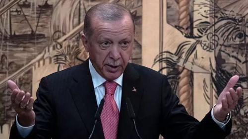 اردوغان: به زودی با تانک‌هایمان برای ریشه‌کن کردن تروریست‌ها وارد عمل می‌شویم