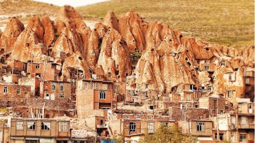  معرفی روستای صخره‌ای مخروطی کندوان + فیلم