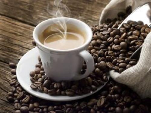 اینفوگرافیک/ چه کسانی باید در نوشیدن قهوه احتیاط کنند؟