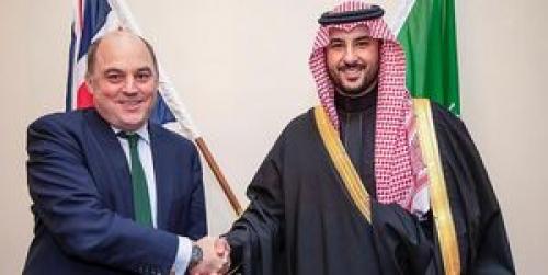  انگلیس و عربستان سعودی طرح همکاری دفاعی امضا کردند