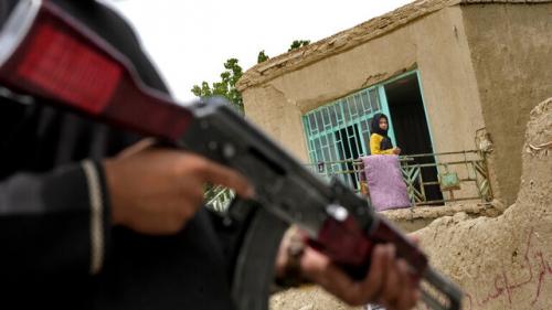 طالبان کارکردن زنان افغان را ممنوع اعلام کرد