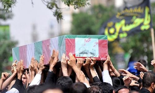  فیلم/ مراسم تشییع ۱۸ شهید گمنام در حرم امام خمینی(ره)