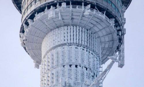  عکس/ برج آستانکیسکایا در مسکو یخ بست