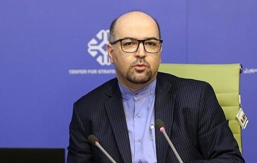 دیاکو حسینی: هدف اروپا، فشار به ایران است/ مصوبات پارلمان اروپا الزام قانونی ندارند