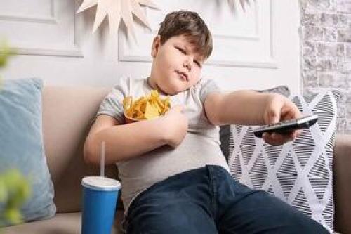 مهمترین علت چاق شدن کودکان چیست؟