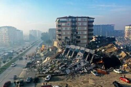 شمار کشته های زمین لرزه ترکیه از ۱۷ هزار تن گذشت
