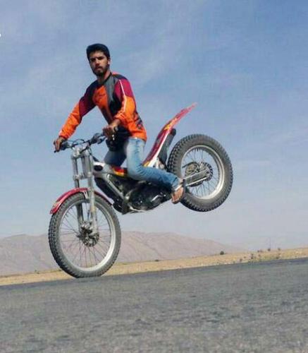 موتورسواری که مانع از اسیر شدن ایرانی‌ها توسط داعش شد