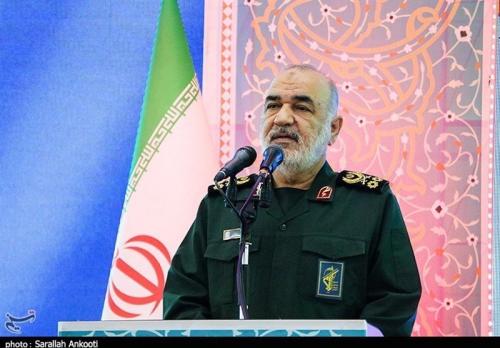 سلامی:‌ دشمن ذره‌ای به ‌آرزوهایش در ایران نرسید