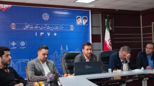 برخورد با ۱۰۰ متخلف در بدنه شهرداری تهران /ثبت رکورد ۲۵ هزار تماس روزانه در سامانه ۱۳۷ پلاس
