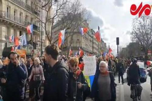معترضان در فرانسه خواستار خروج فرانسه از ناتو شدند
