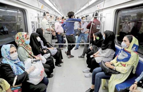 پرده ای که روی چشم اصلاح طلبان افتاد /حقایق با کلیدواژه «تفکیک جنسیتی» در مترو
